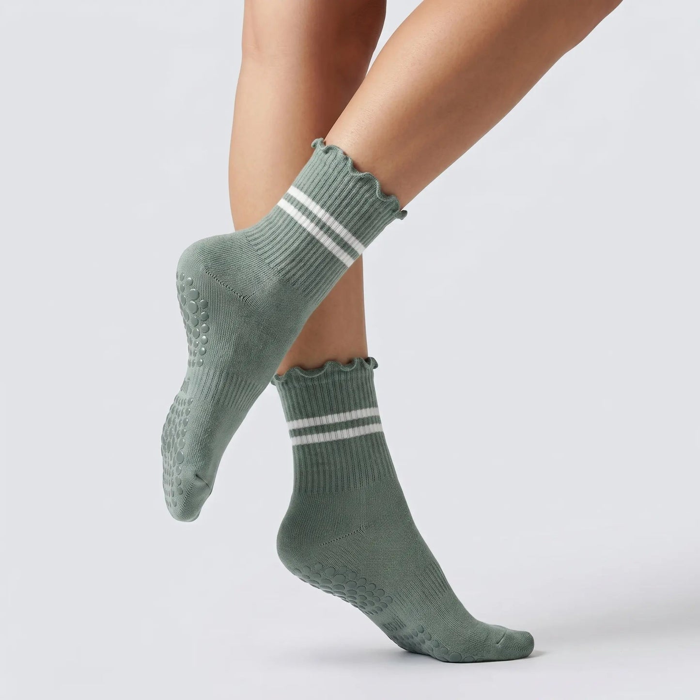 EOVII Non - Slip Lettuce Edge Pilates Grip Socks - eovii