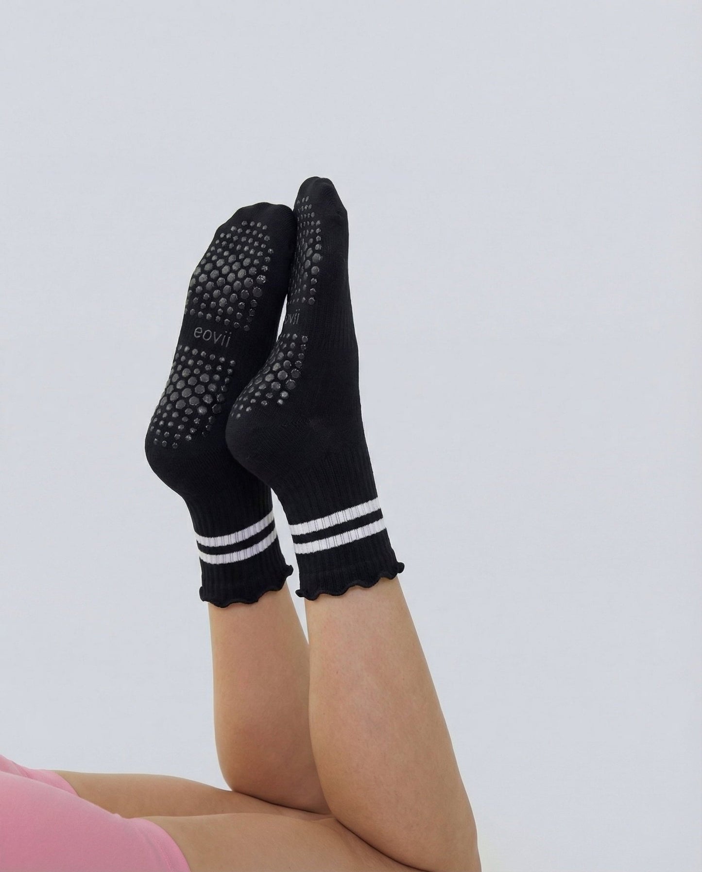 EOVII Non - Slip Lettuce Edge Pilates Grip Socks - eovii